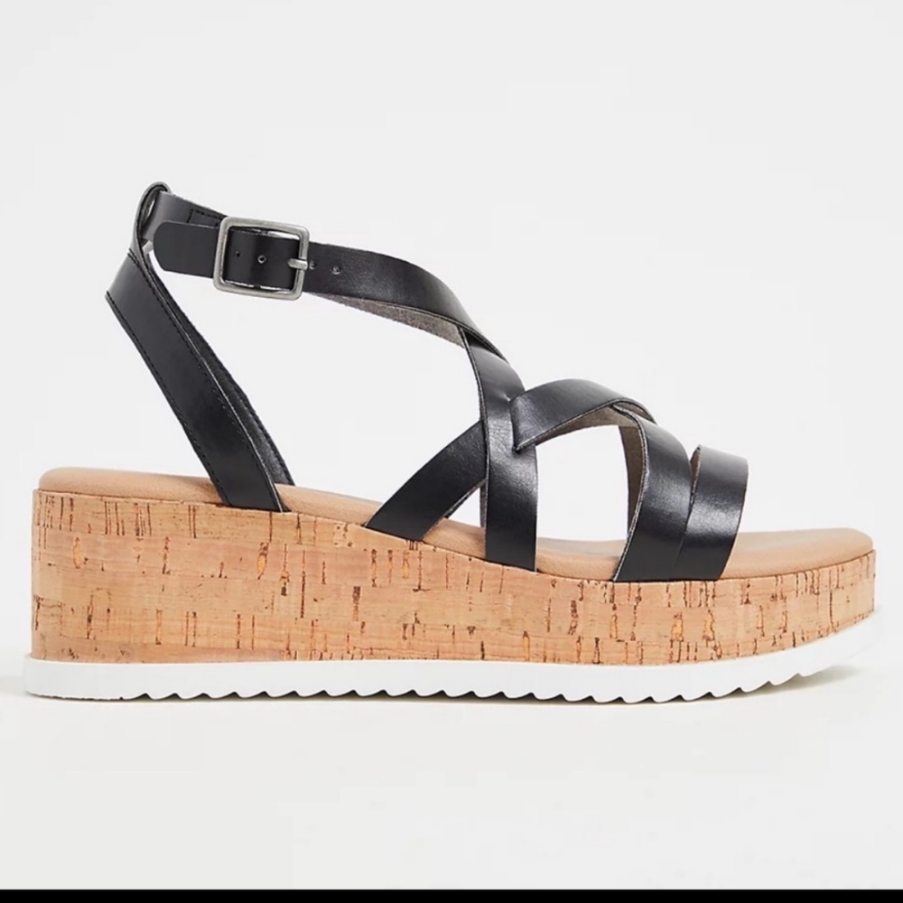 New black Faux leather corK platform gladiator